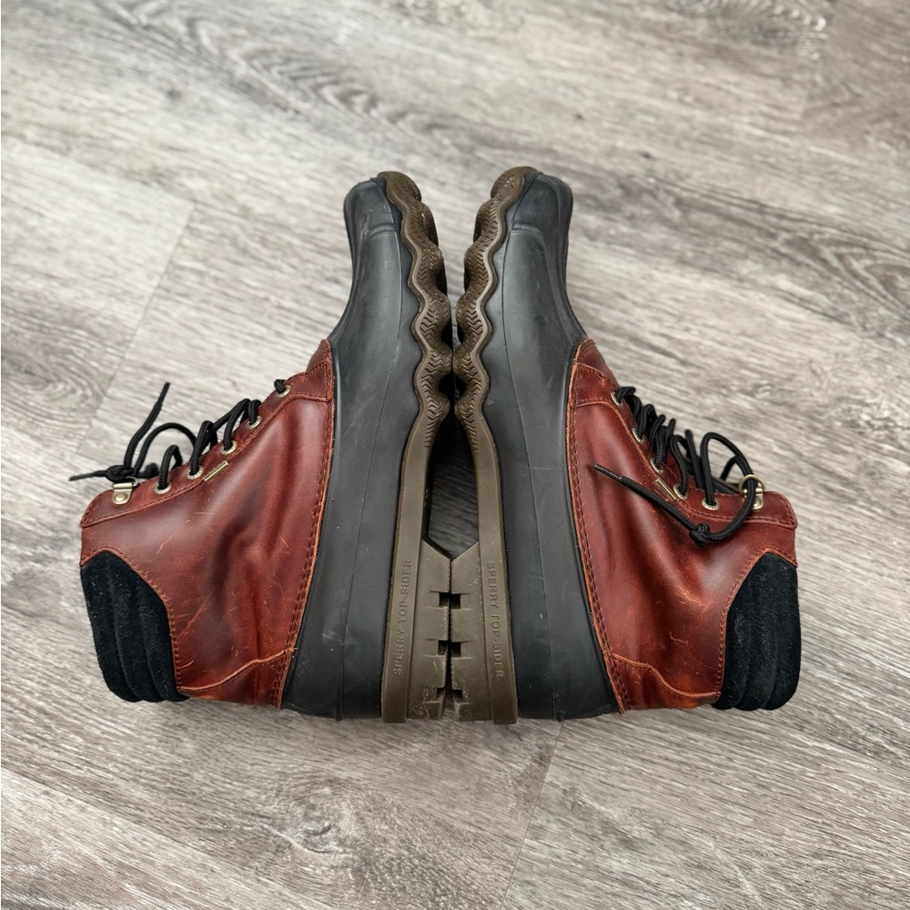 Men's Sperry Brown and Black Waterproof Duck Boots - Classic Lace-Up - Picture 7 of 8